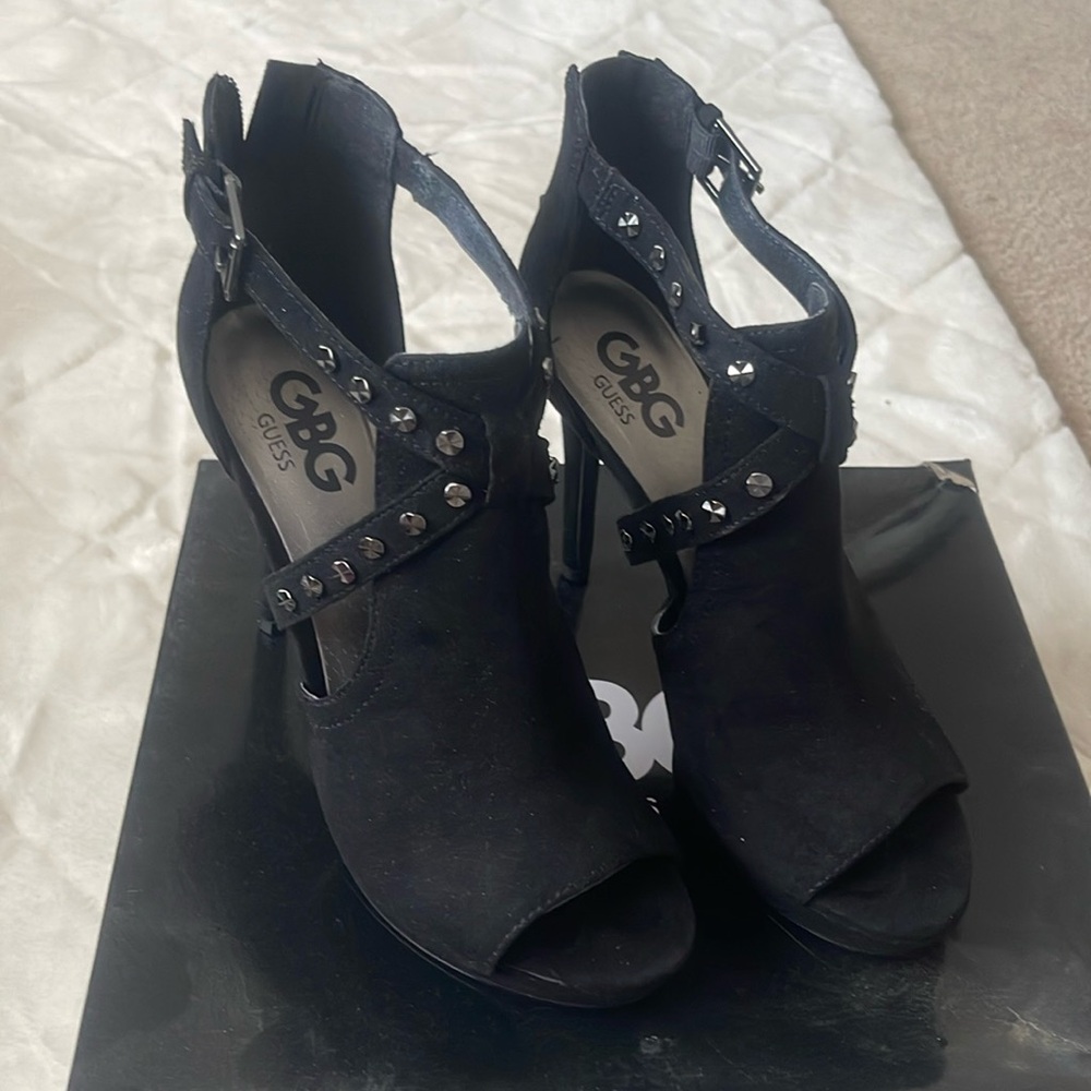 Guess heels